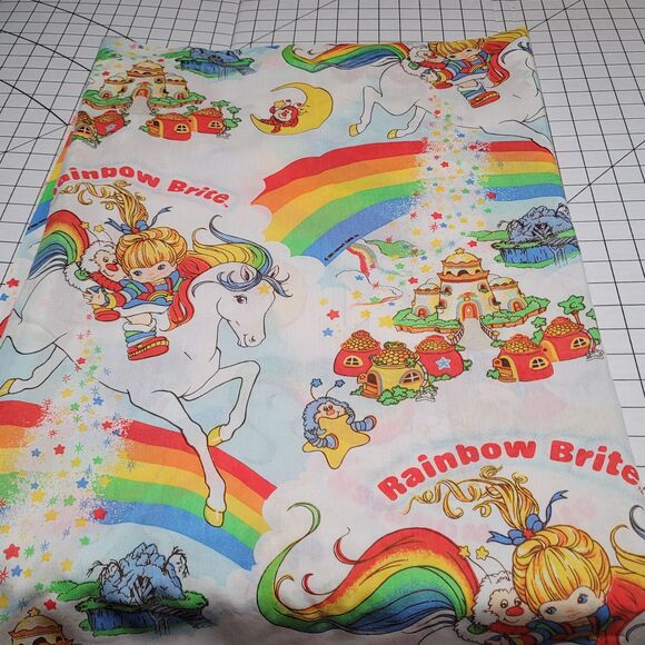 Rainbow Brite Flat and Fitted Sheets | Vintage 1980s Kids Cartoon Sheets - Picture 7 of 9